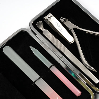 Magnetic Manicure Kit